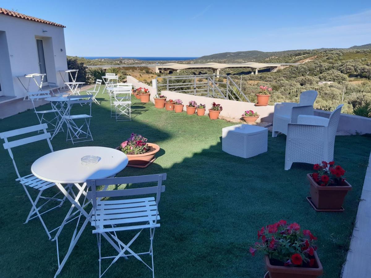Sole&Sale Bed and Breakfast San Teodoro  Exteriör bild